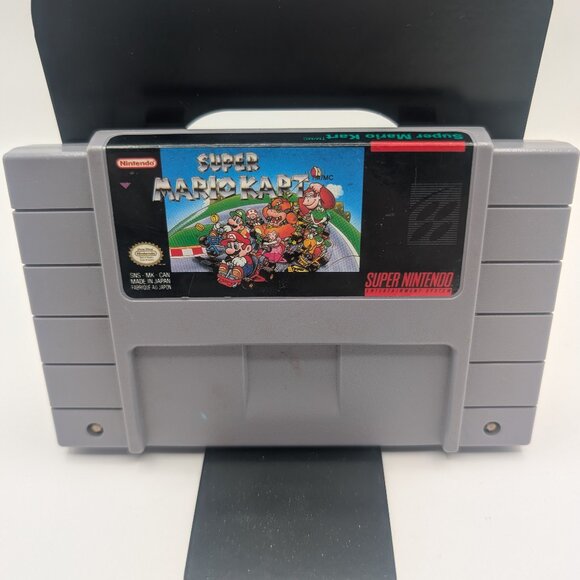 Super Mario Kart - Super Nintendo SNES -Tested - Picture 1 of 3